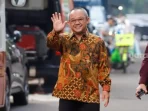Sekretaris Umum Pimpinan Pusat Muhammadiyah Abdul Mu'ti usai mendatangi kediaman Presiden Terpilih Prabowo Subianto, di. Kertanegara.(ist),
